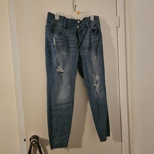 Maurices 16W Distressed Skinny Jeans